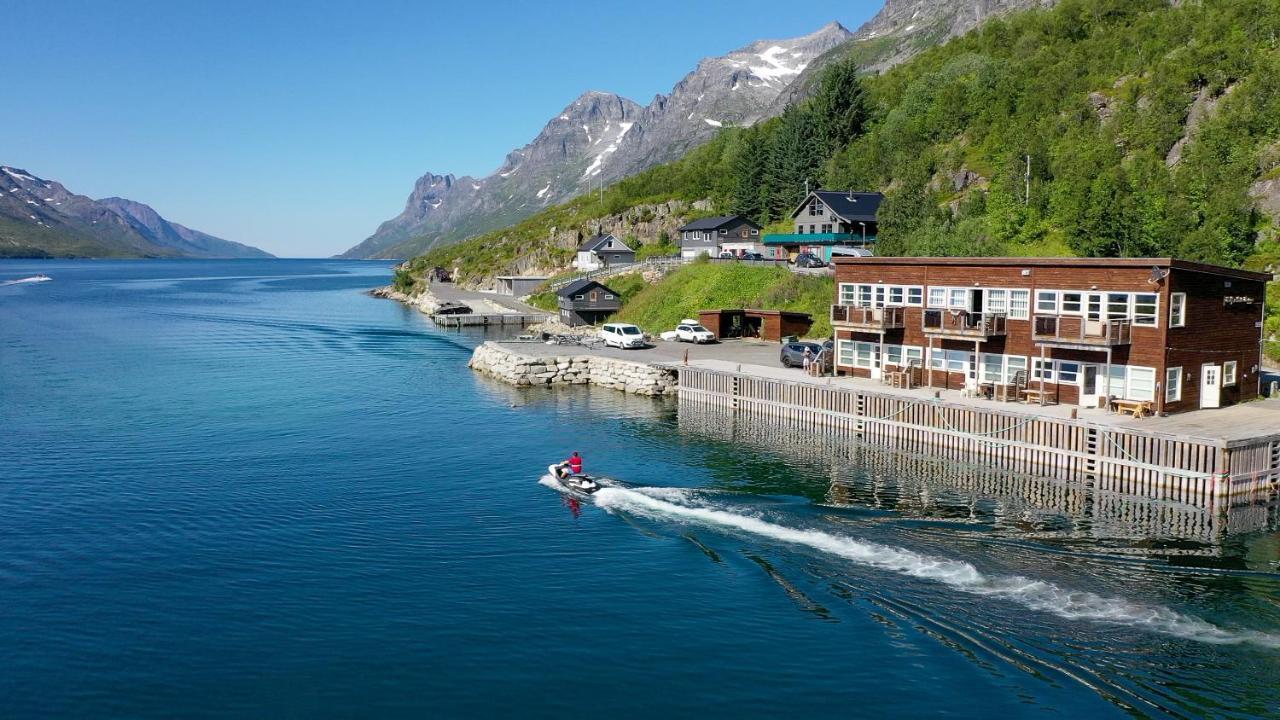 Ersfjordbotn Brygge Aparthotel ภายนอก รูปภาพ